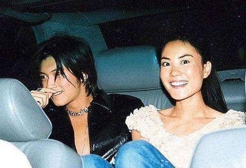 年前娱乐圈吃瓜,揭秘明星们的“瓜田”风云